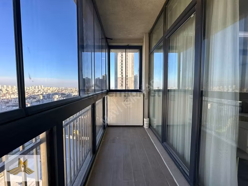 Bahçeşehir 2. Kısım'da Havuzlu Site İçerisinde Lüks 1+1 Satılık - 5