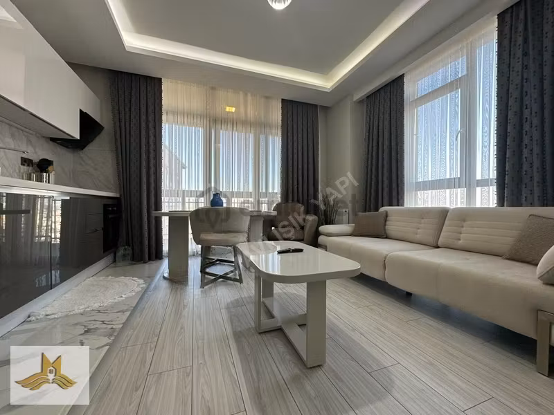 Bahçeşehir 2. Kısım'da Havuzlu Site İçerisinde Lüks 1+1 Satılık - 8