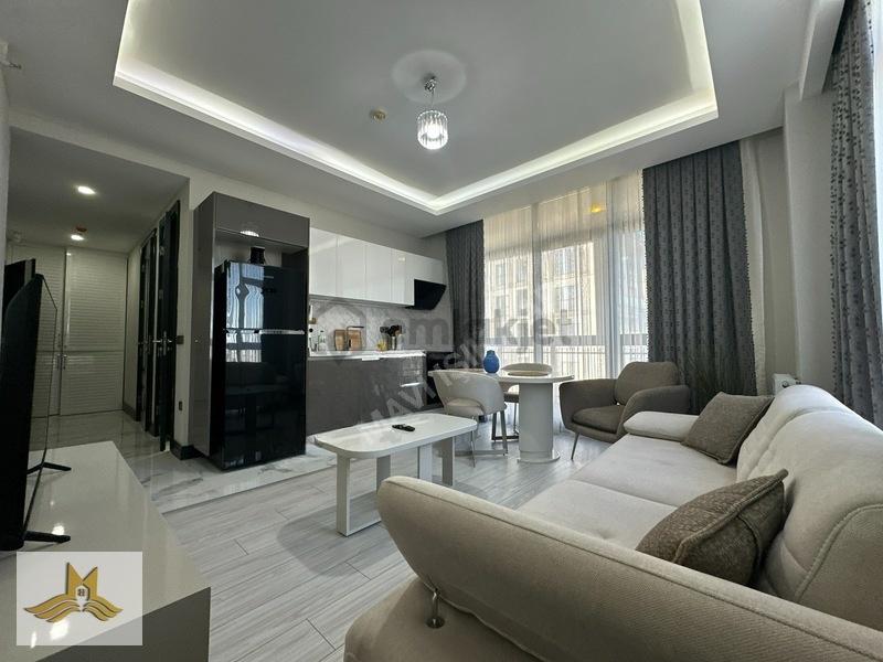 Bahçeşehir 2. Kısım'da Havuzlu Site İçerisinde Lüks 1+1 Satılık - 22