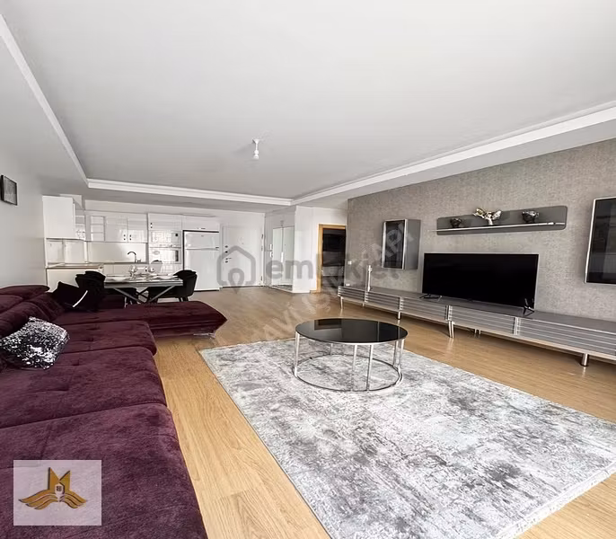 E5'e Yakın Havuzlu Site İçerisinde Eşyalı 1+1 Satılık Daire !!! - 4