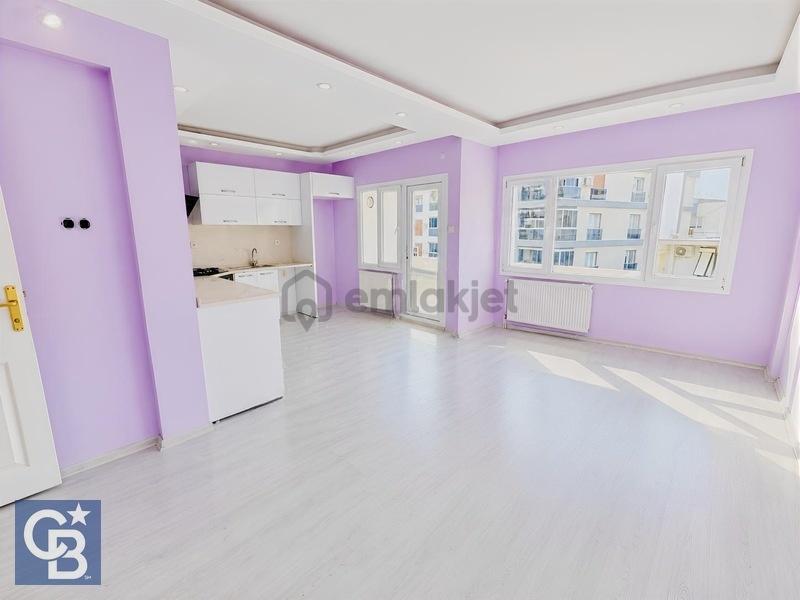 Kurtuluş Mahallesin'de Merkezi Konumda Satılık 4+1 Daire - 6