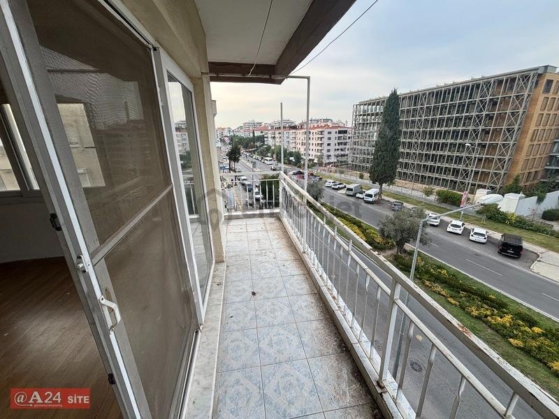 Anayol Üstü Kiralık 2+1 Daire - 33