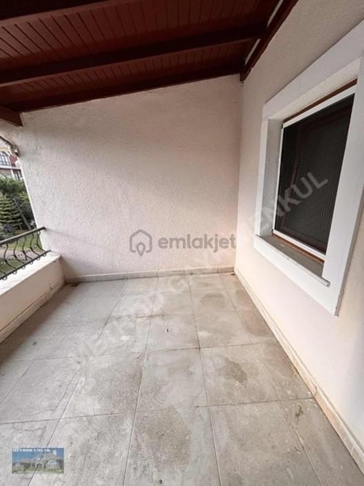 Bahçeşehir Boğazköy'de Satılık Villa - 13