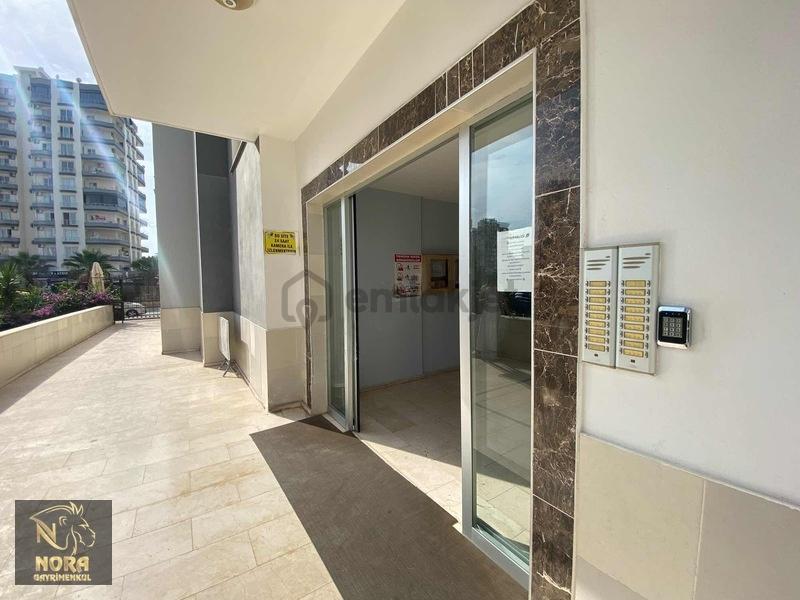 Nora'dan Caddeye Sıfır Geniş Temiz Eşyalı Daire - 24