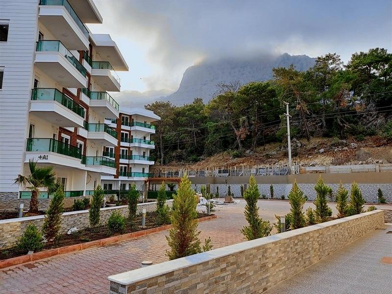 Sarısuda Lüks Site İçinde Giriş Kat Ebeveyn Banyolu 3+1 - 3