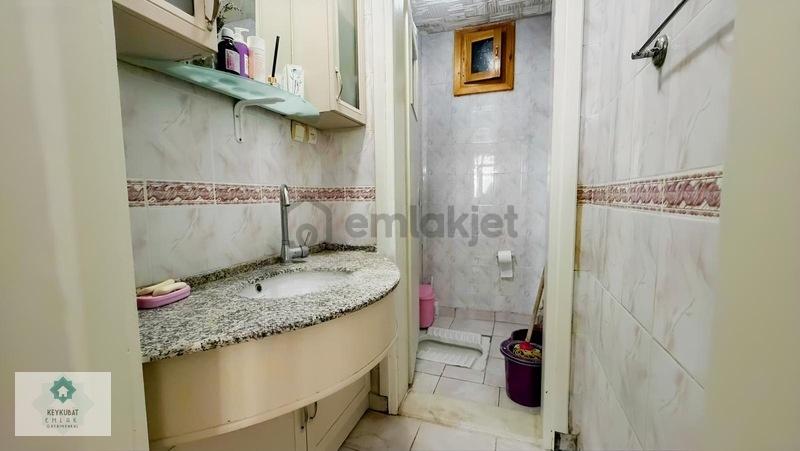 Bosna Merkezinde Aile Sitesinde Ara Kat Bakımlı Geniş 2+1 Daire. - 29