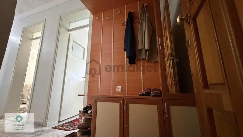 Bosna Merkezinde Aile Sitesinde Ara Kat Bakımlı Geniş 2+1 Daire. - 11