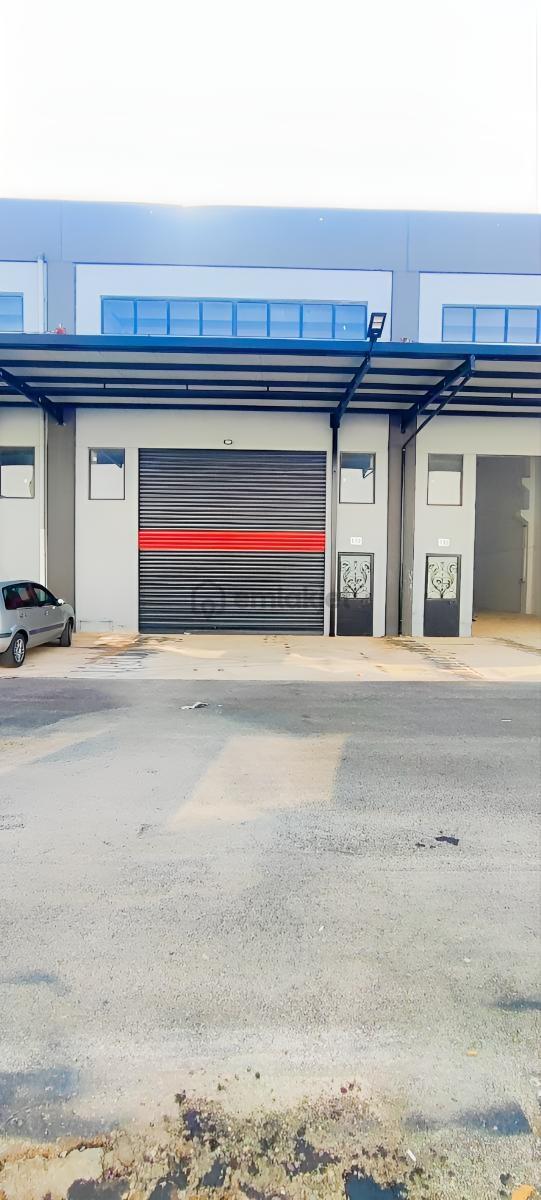 Traktörcüler Sitesi Arkası Nezih Hol - 3