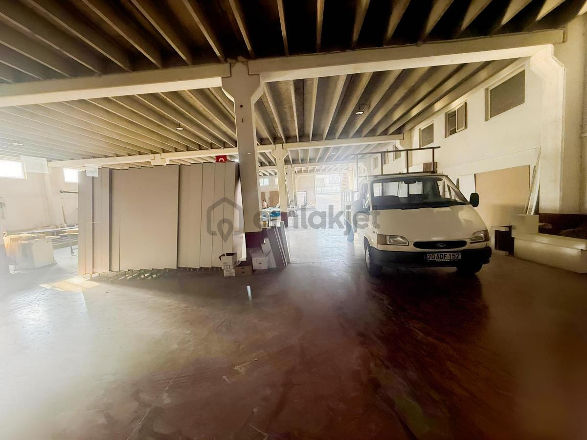 Akçeşme Şemikler'de 2 Katlı 1.600 M² Ofisli Satılık Fabrika - 13