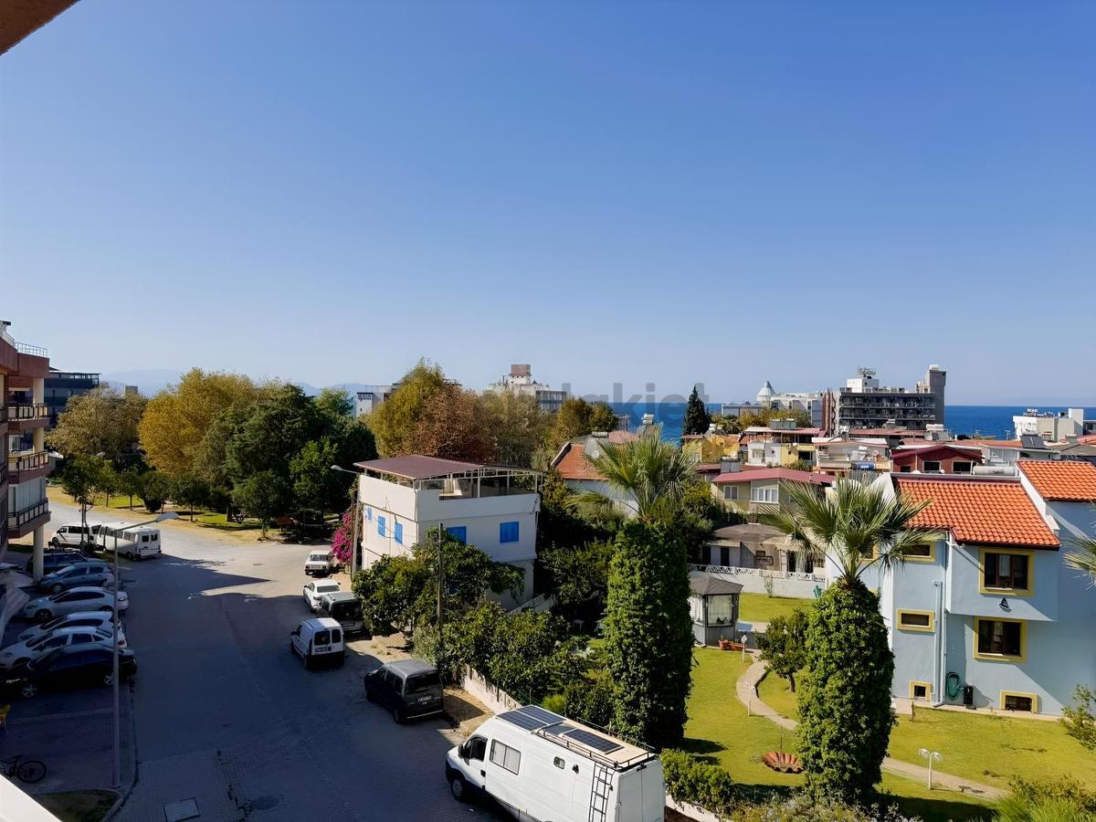 Hsn Emlak'tan Deniz'e 200m Full Manzaralı Satılık Daire - 3