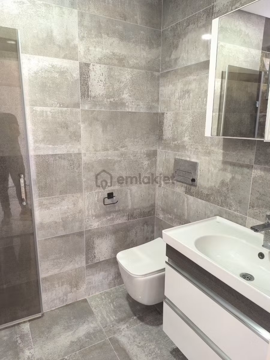 Hsn Emlaktan Guzelcamda Satılık Geniş Villa - 23