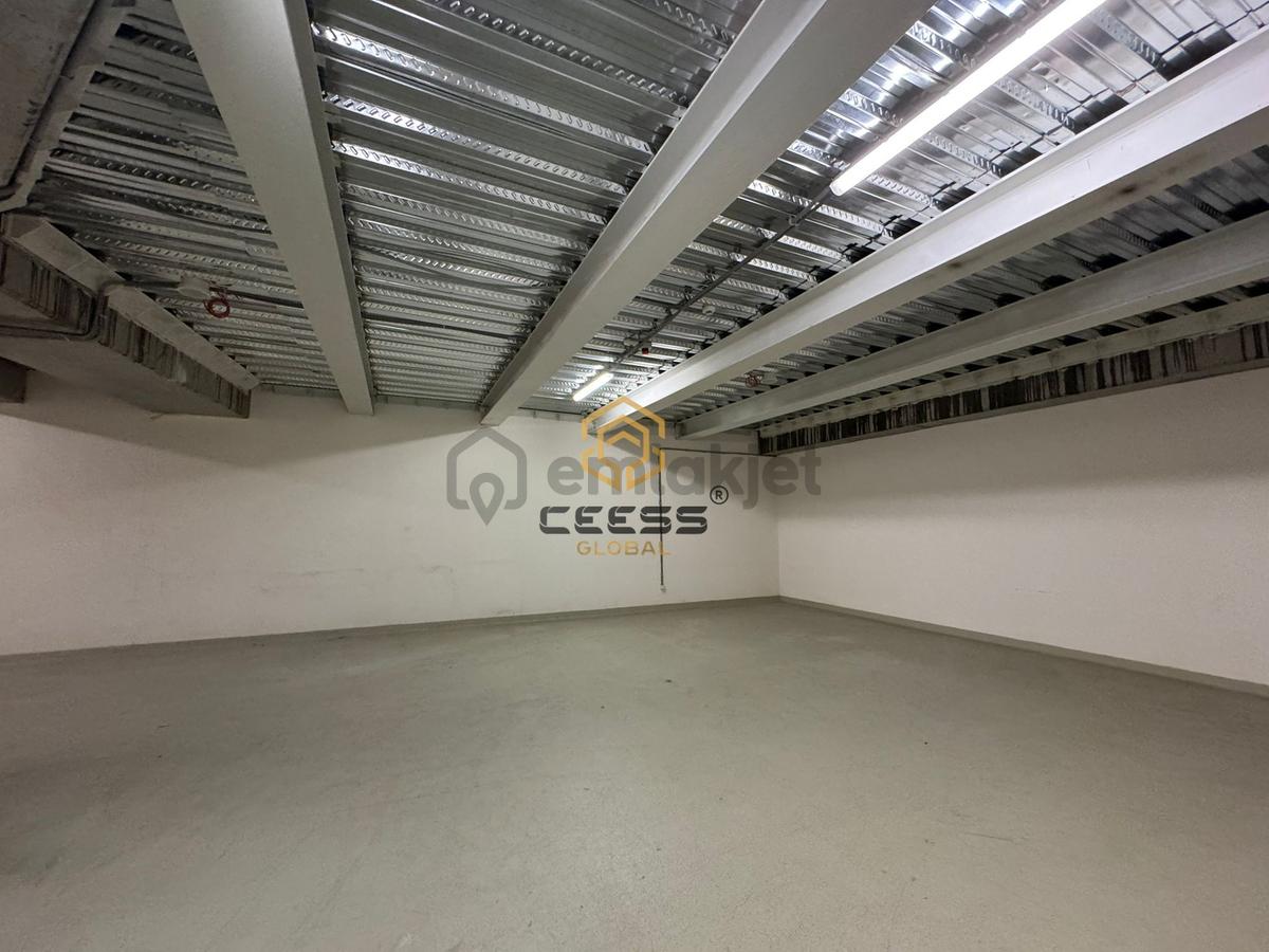 Quasar İstanbul'da 160 M² Kiralık Depo - 14