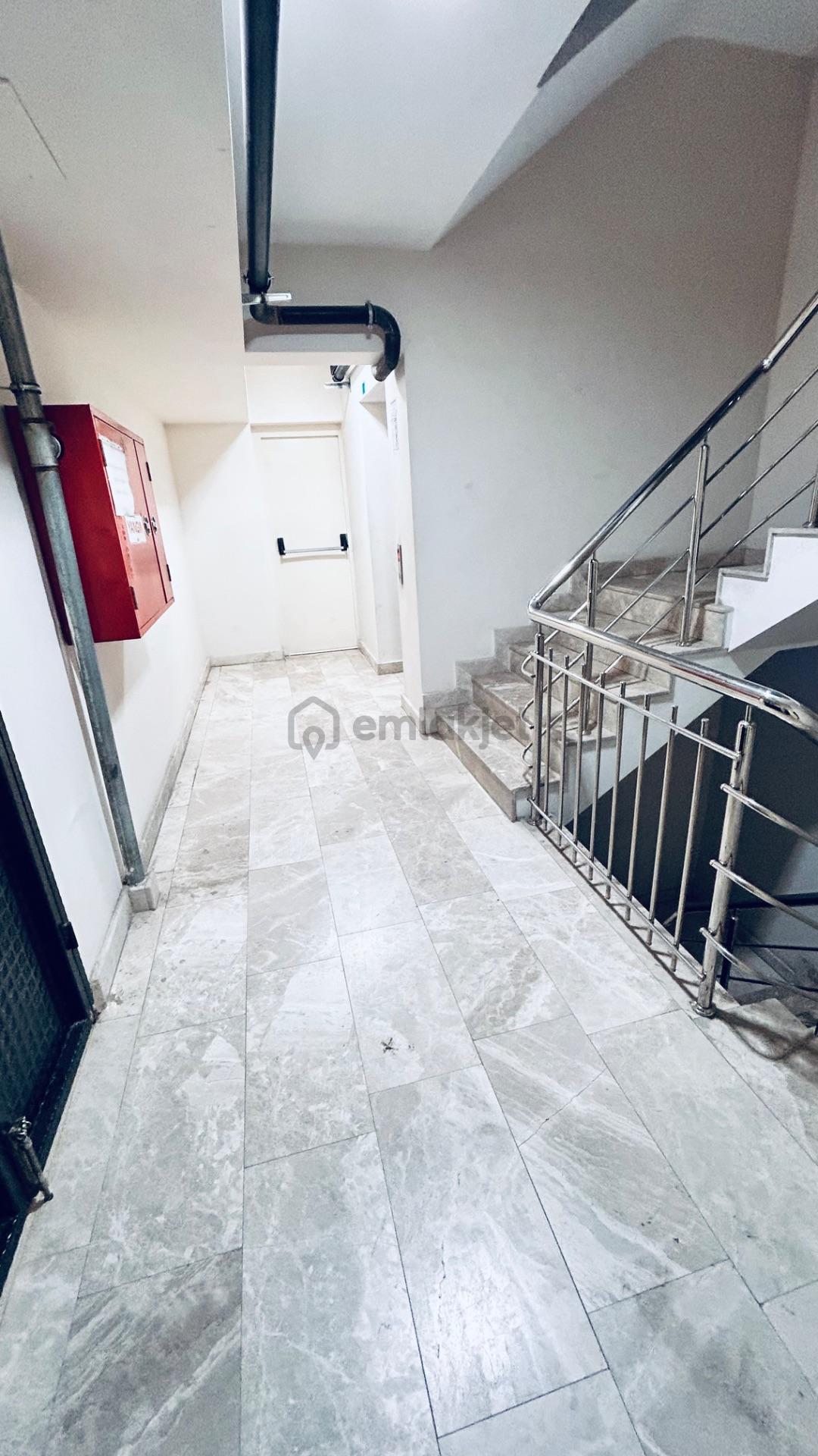 Bayraklı Mansuroğlu Mahallesinde Satılık 2+1 Daire - 22