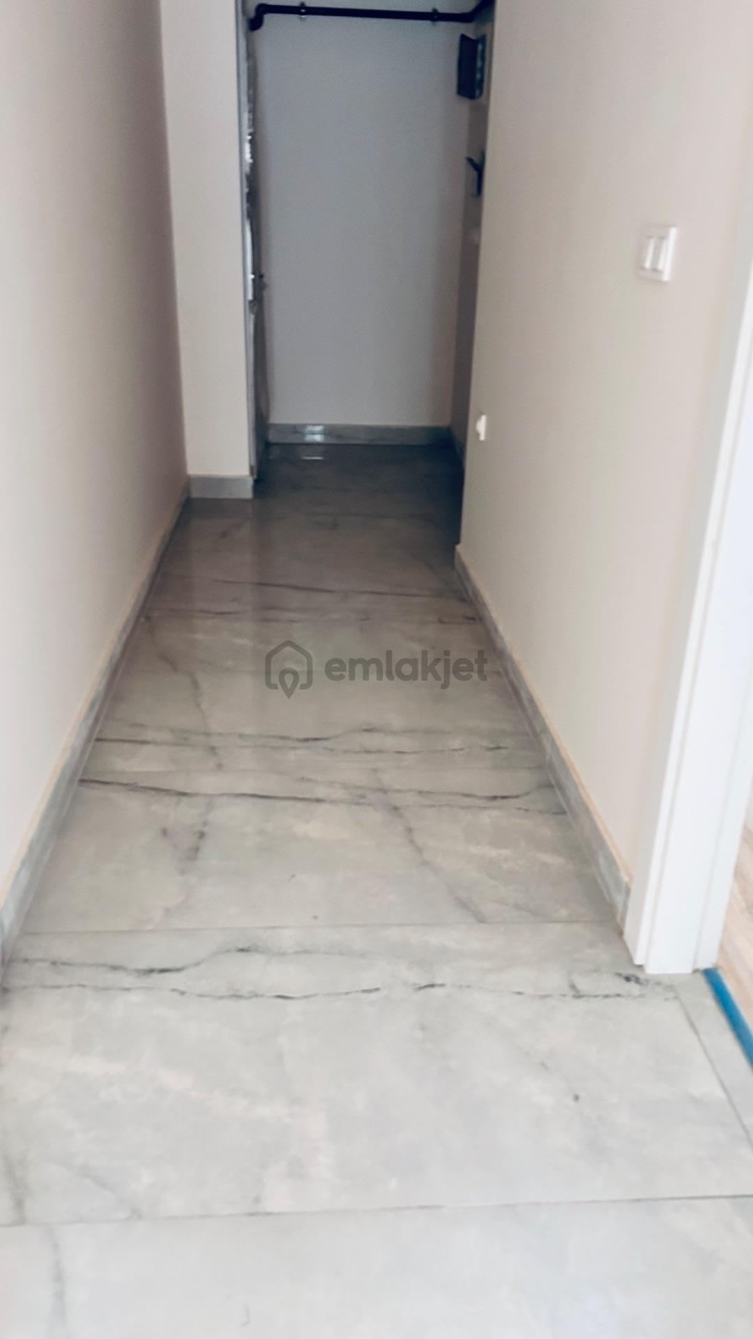 Bayraklı Mansuroğlu Mahallesinde Satılık 2+1 Daire - 12