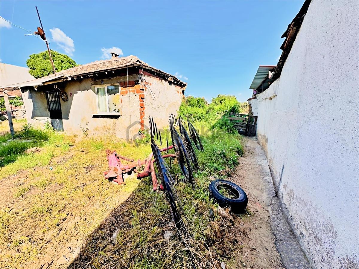 Edremitte Tek Yetki Gültaş Emlaktan Satılık 150 M² 2 Kat İmarlı - 2