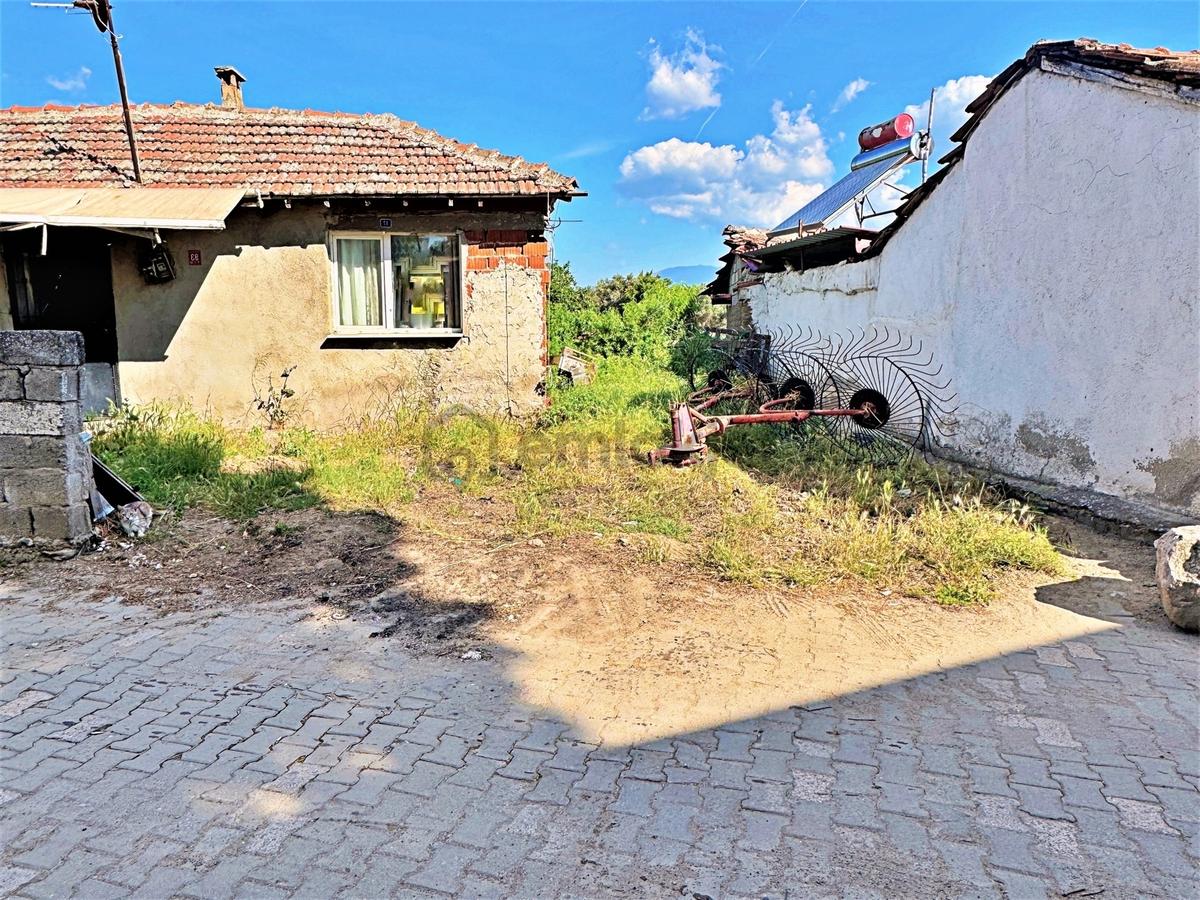 Edremitte Tek Yetki Gültaş Emlaktan Satılık 150 M² 2 Kat İmarlı - 14