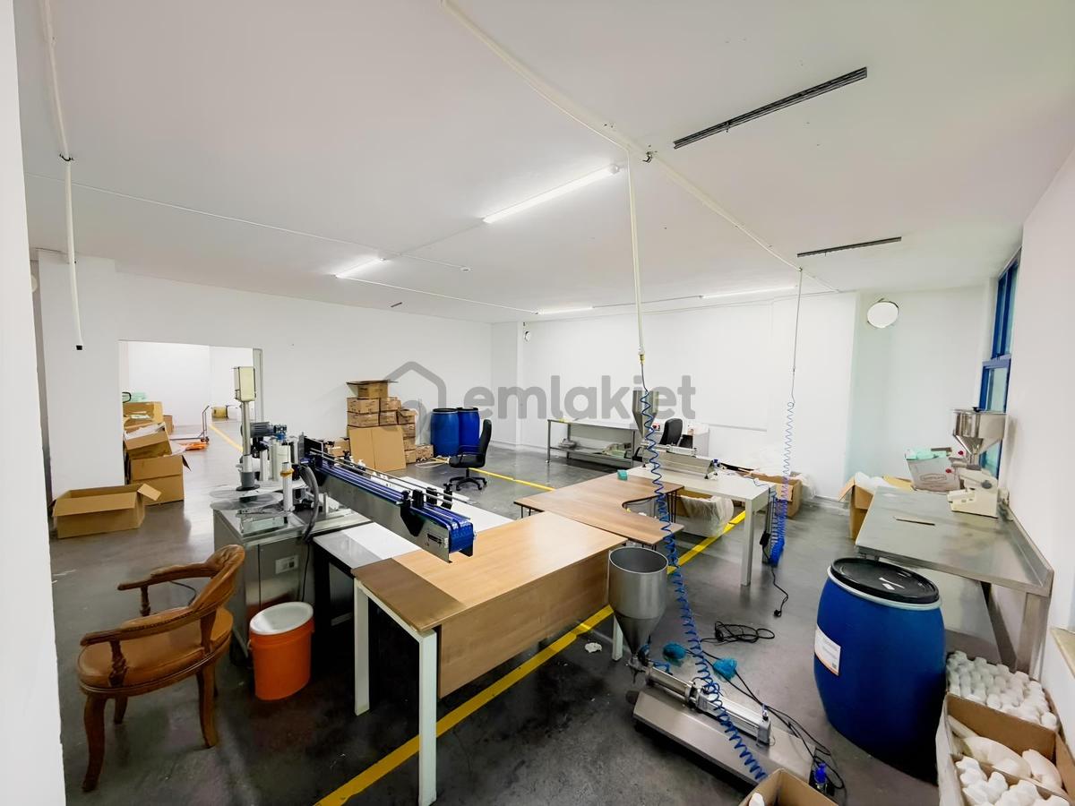 Sultanbeyli Merkezde 300 M² Asansörlü Kiralık İmalathane - 9
