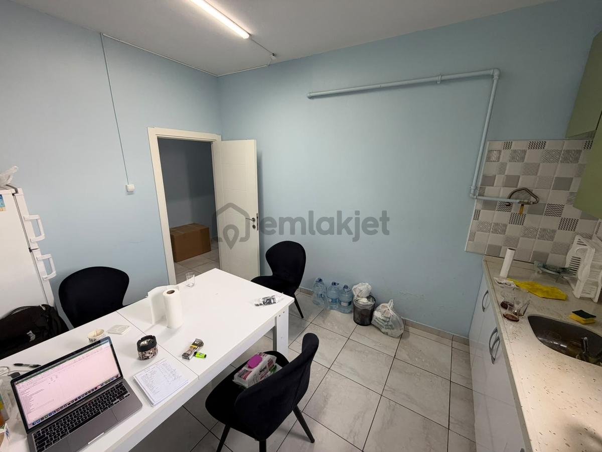 Sultanbeyli Merkezde 300 M² Asansörlü Kiralık İmalathane - 23