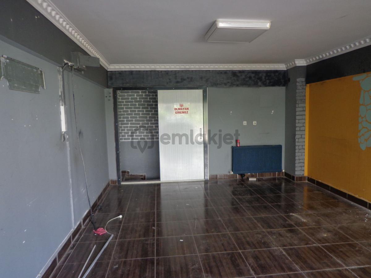 Kabil Caddesi Üzerinde 60 M2 Dükkan - 2