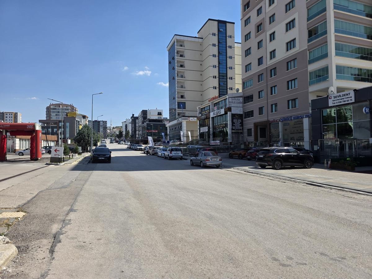 Biens'ten Bağlıca Merkezde Kiralık Ofis - 10