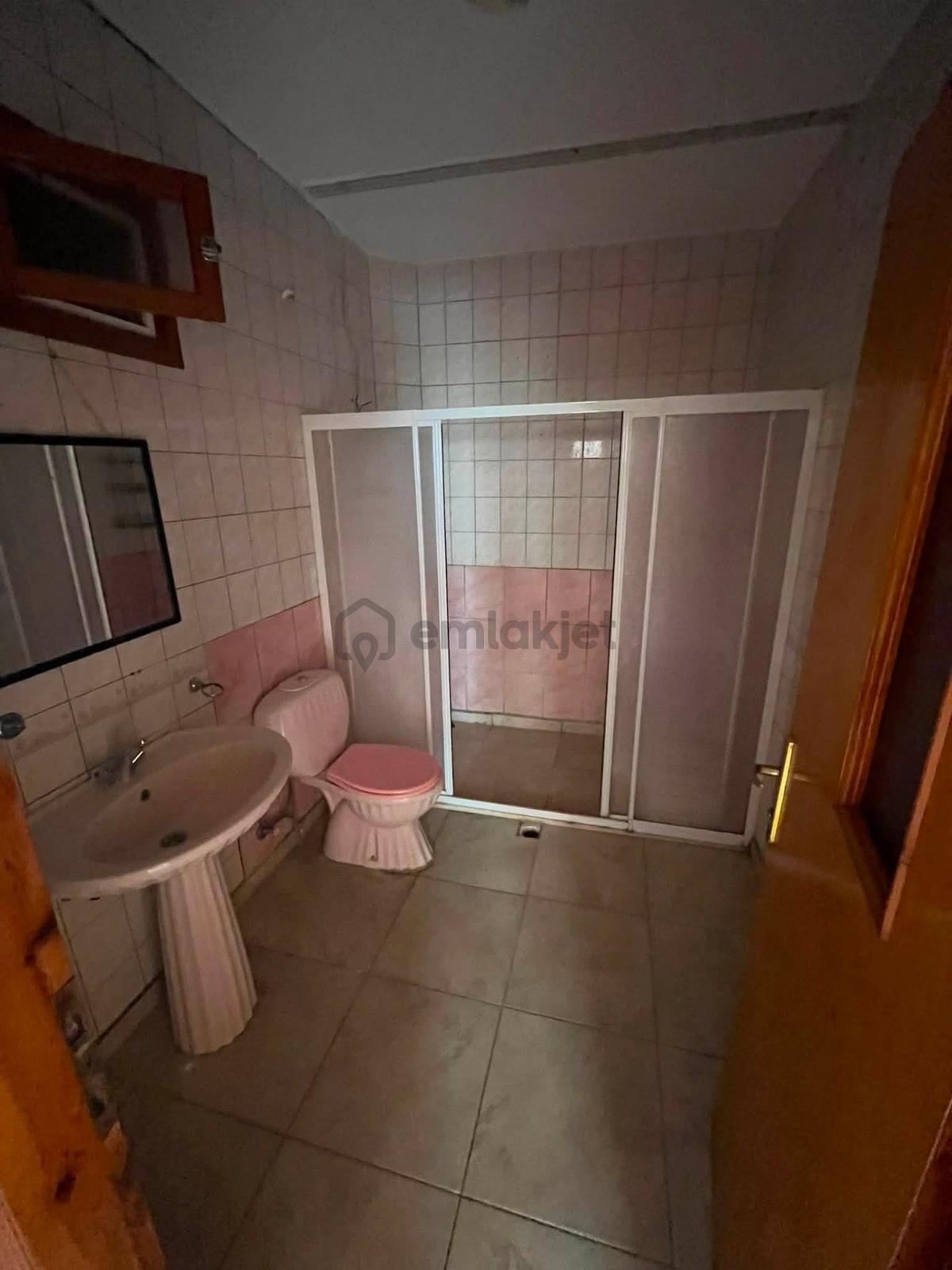 Göksu Mahallesi 4+1 Kiralık Daire - 13