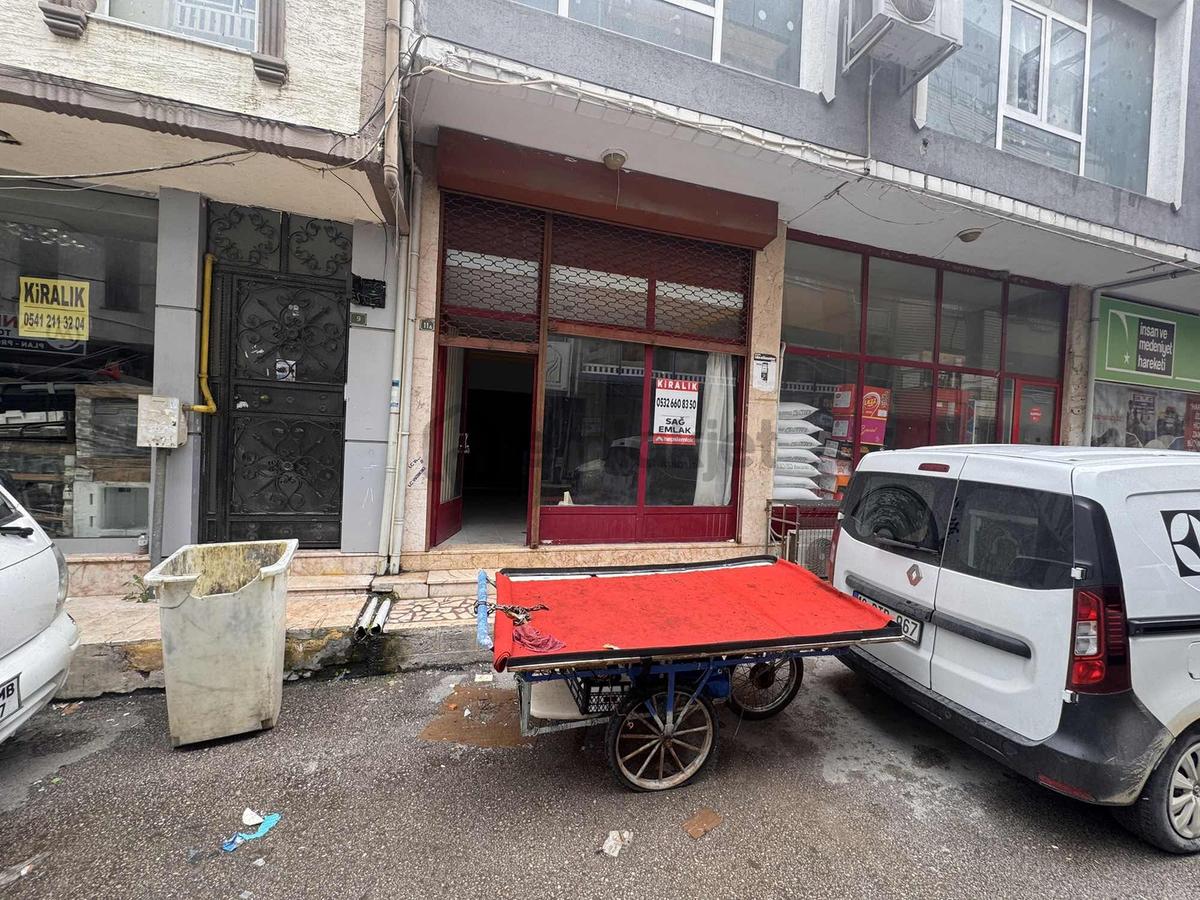 Bağlarbaşında 80 M2 Kiralık Dükkan