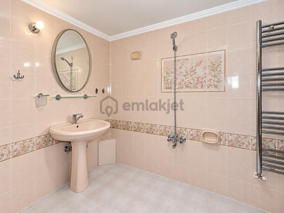 Sıtmapınarında Kiralık 3+1 Daire - 13
