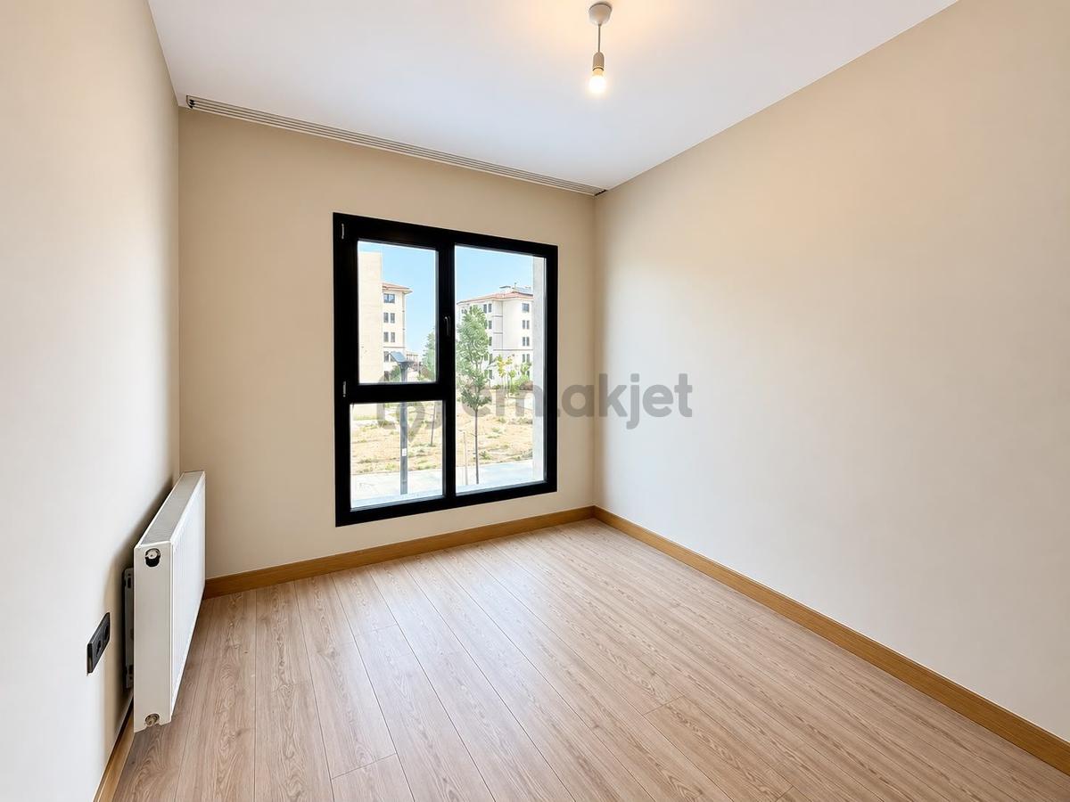 Bahçebaşında Kiralık 3+1 Daire - 6