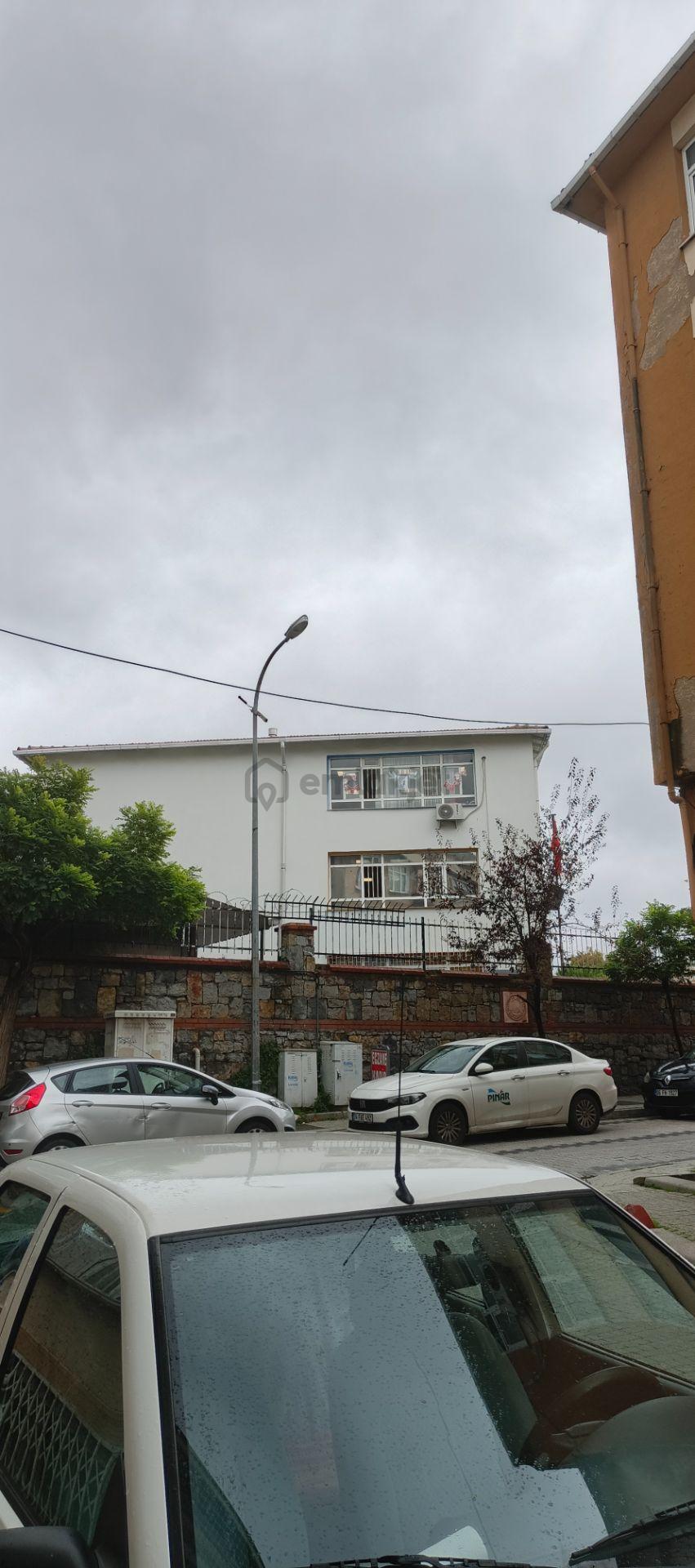 Deprem Sonrası Üsküdar Zeynep Kamil Hastane Karşısı - 8