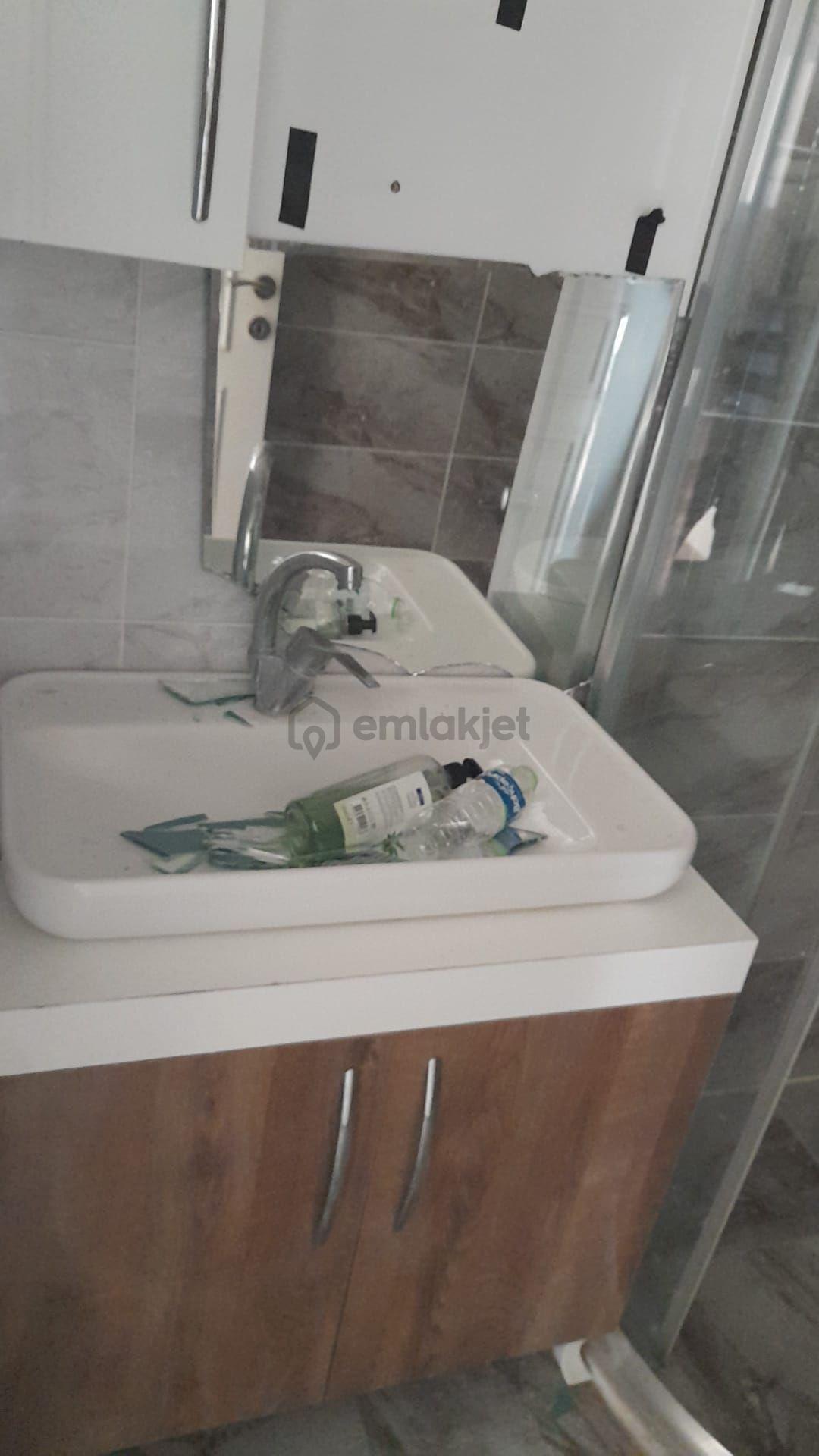 Mersin Mezitli Kiralık 2+1 Mükemmel Lokasyon .... - 19