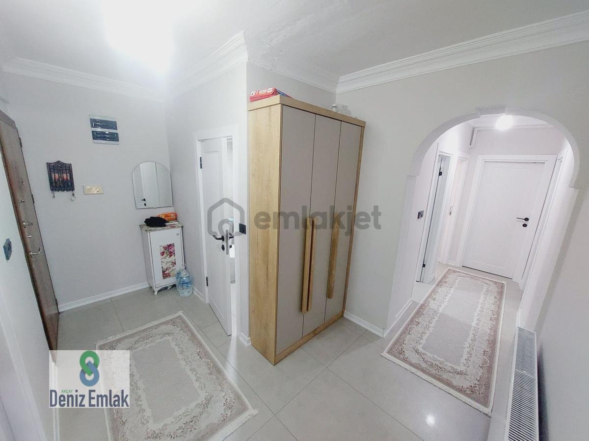 Denizden Akçayda Asansörlü Ebeveynli Masrafsız Satılık 3+1 Daire. - 18