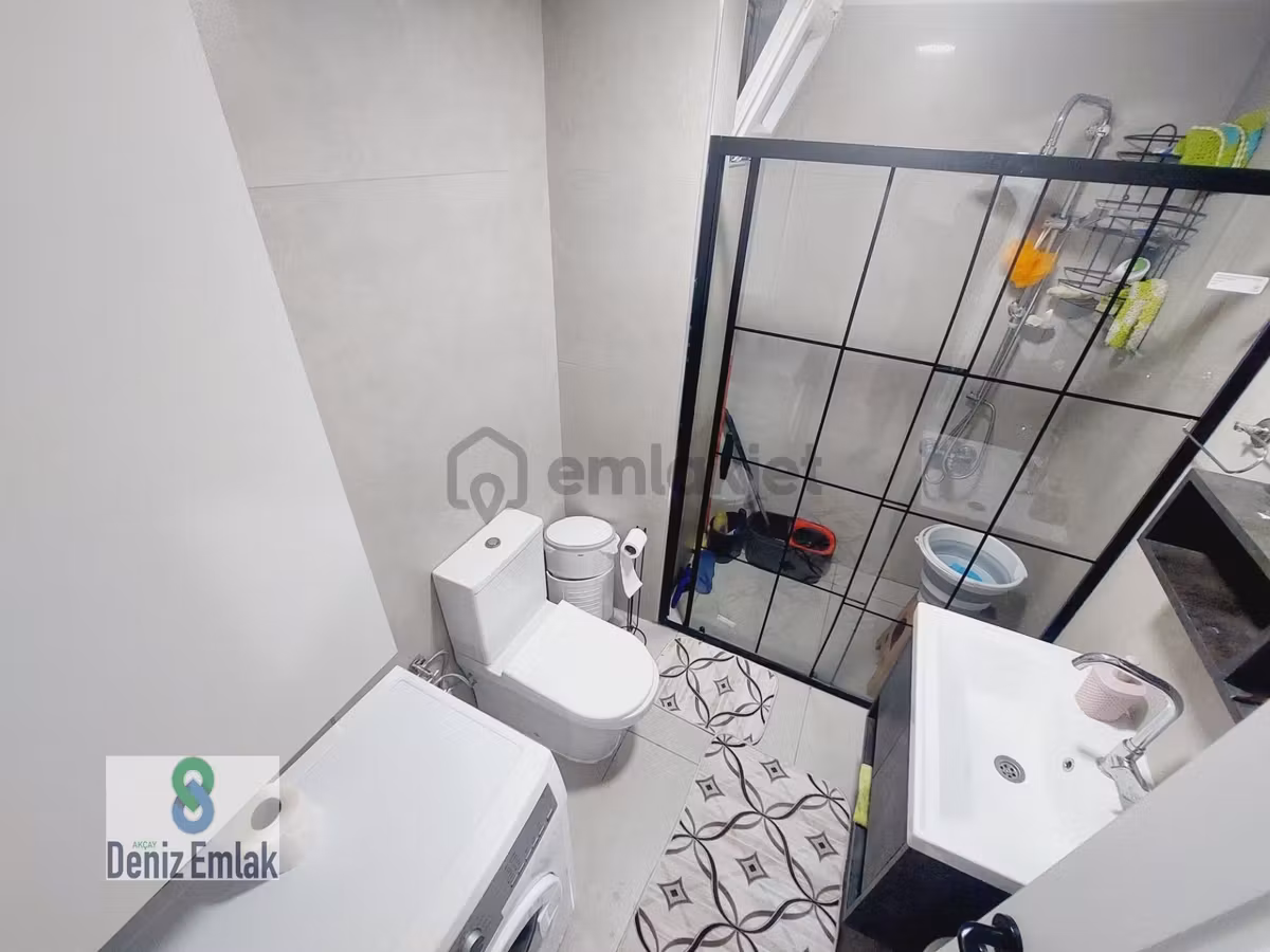 Denizden Akçayda Asansörlü Ebeveynli Masrafsız Satılık 3+1 Daire. - 8