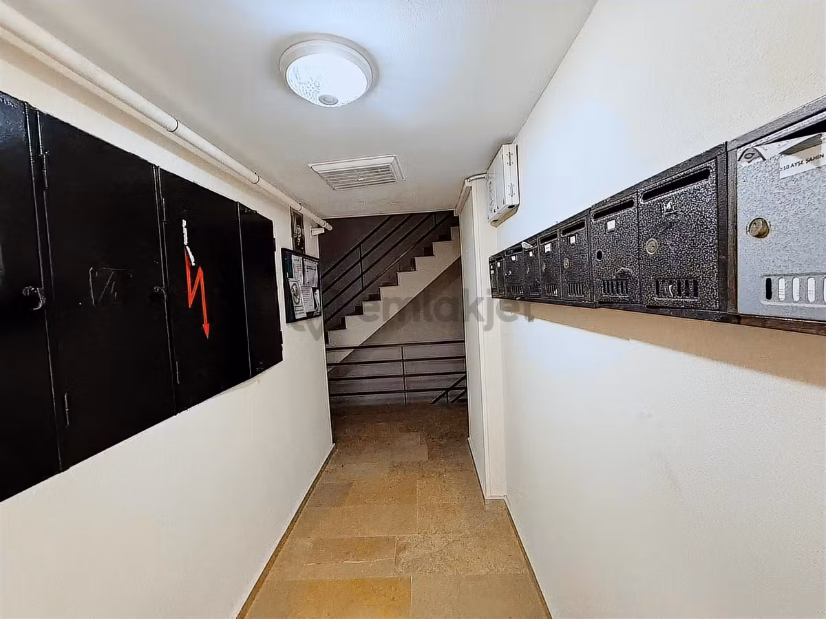 Güzeloba Kiralık Eşyasız 1+1 - 15