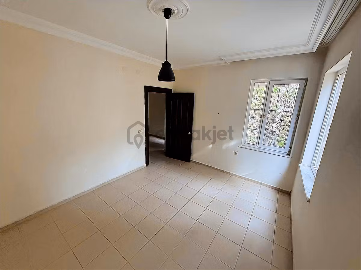 Güzeloba Kiralık Eşyasız 1+1 - 4