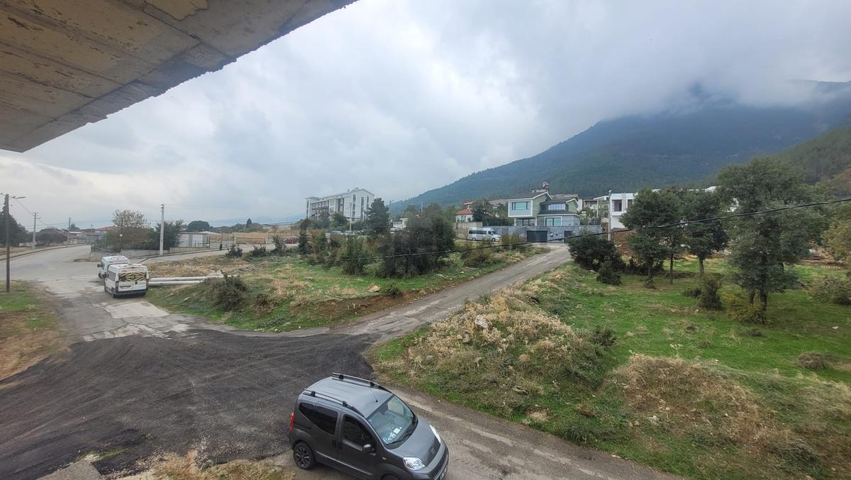 Göveçlik Mah. Satılık Natamam 5+2 Villa - 22