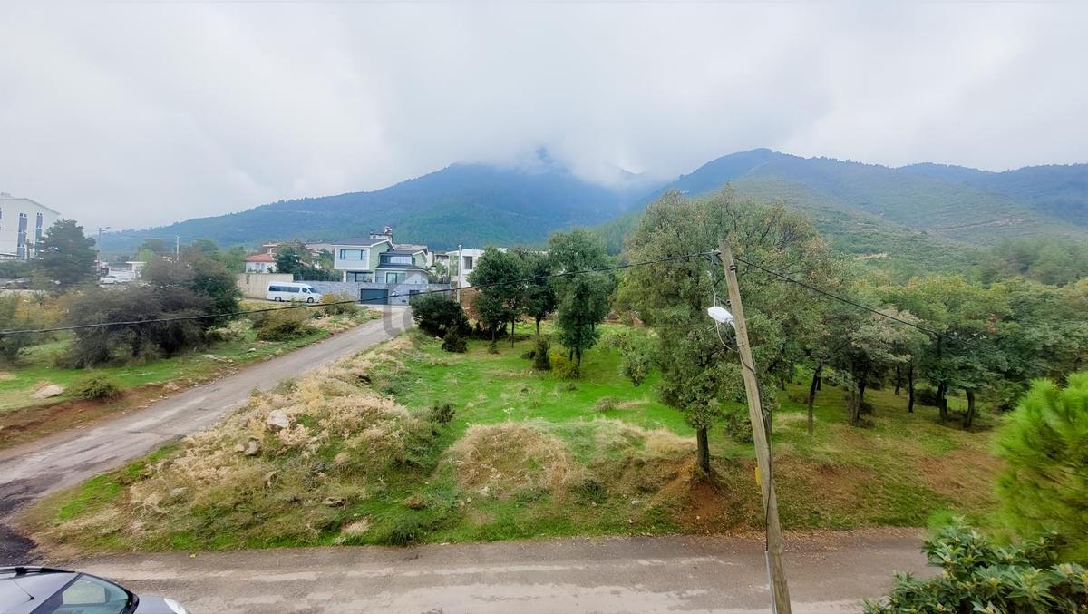 Göveçlik Mah. Satılık Natamam 5+2 Villa - 25