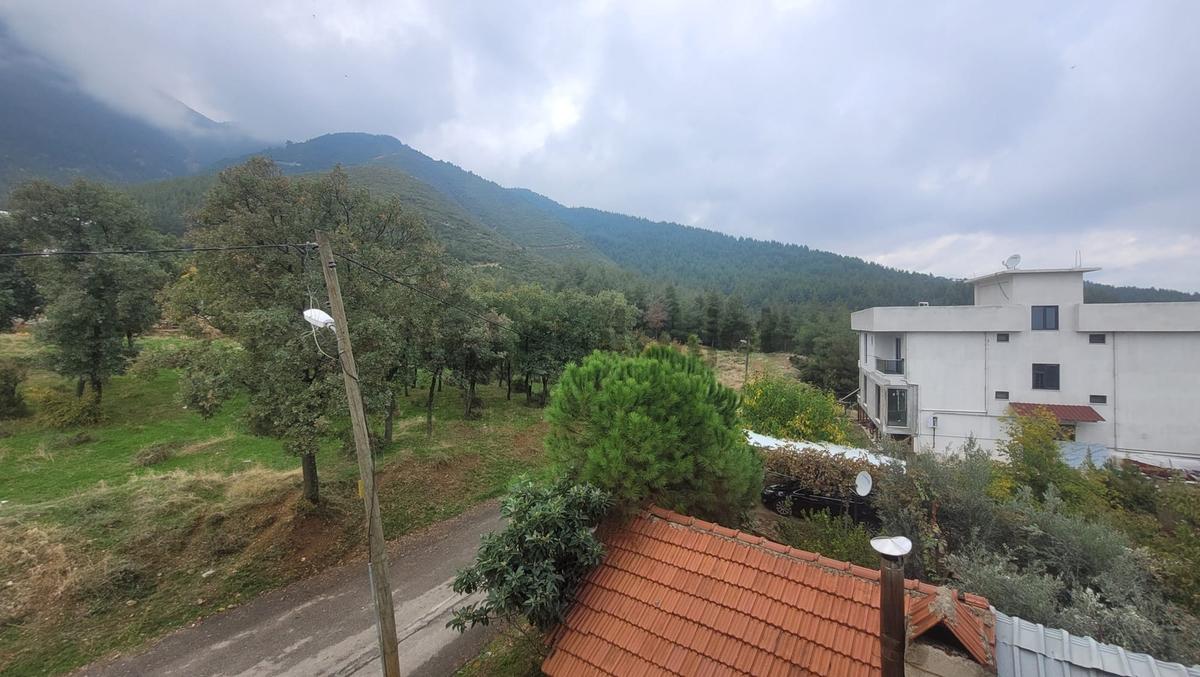 Göveçlik Mah. Satılık Natamam 5+2 Villa - 20