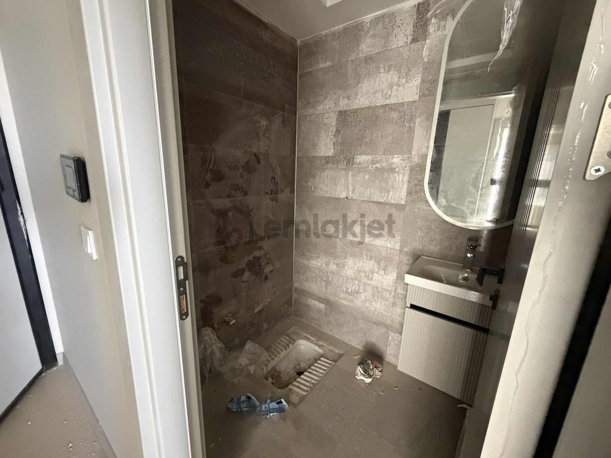 Elazığ Yolu Üzerinde Altındağ Tesisleri Karşısı Daire - 9