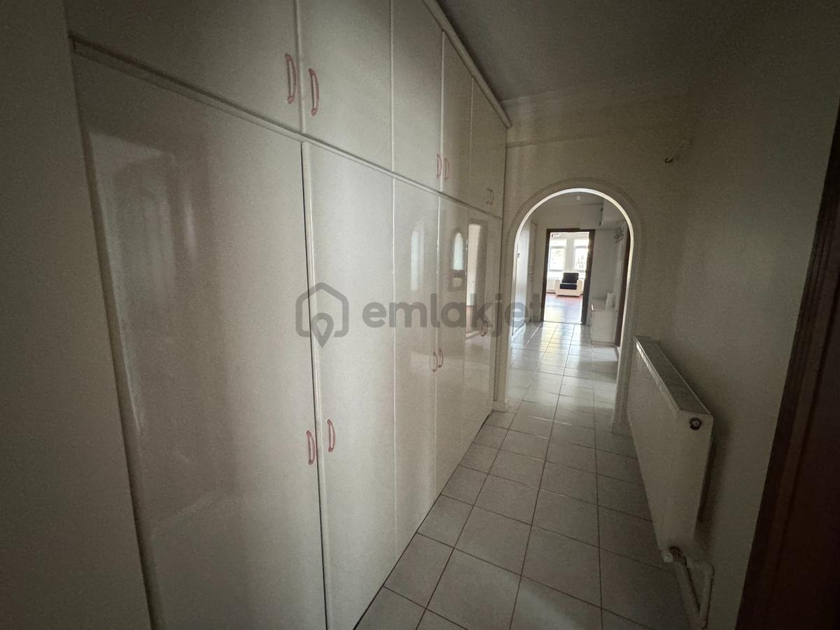 3+1 1.kat Ayvalı Cad Üzeri Bağımsız Salon Ebeveyn Banyolu Kiler - 26
