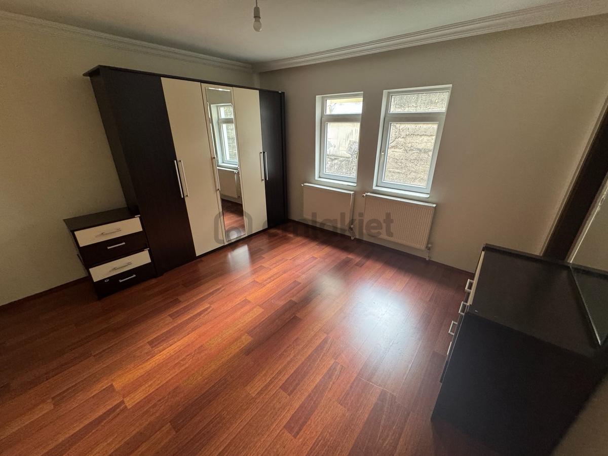 3+1 1.kat Ayvalı Cad Üzeri Bağımsız Salon Ebeveyn Banyolu Kiler - 30