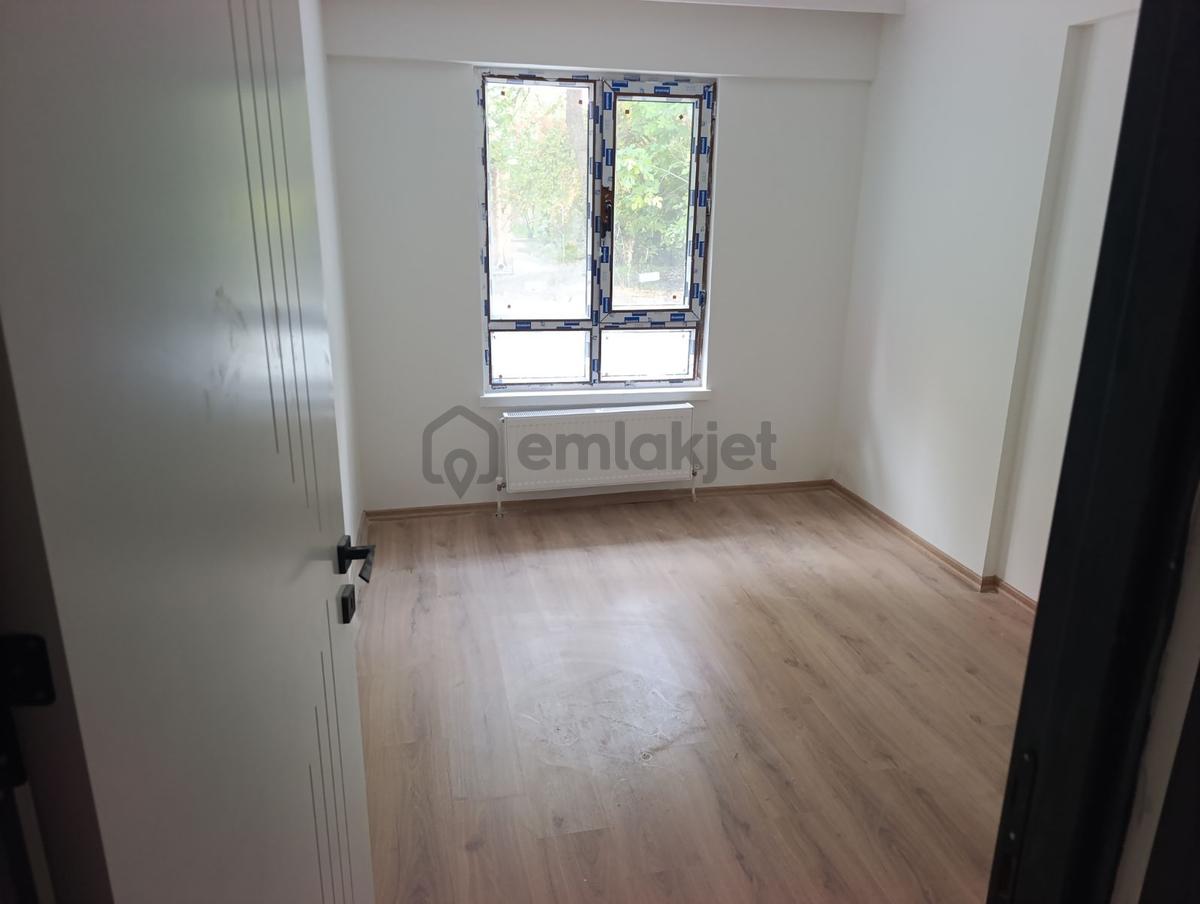 Ankara Kolej De Kiralık Sıfır 1+1 Daire. - 10