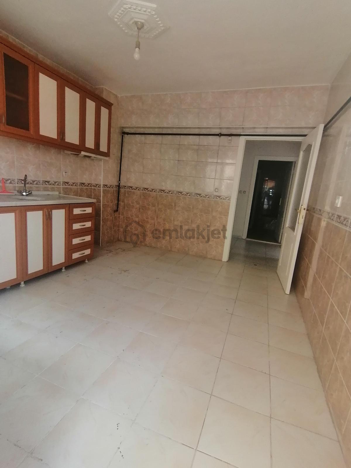 Gülveren'de 40 Cad 3+1 Kat 2 Ön Cephe Bağımsız 120 M2 - 7