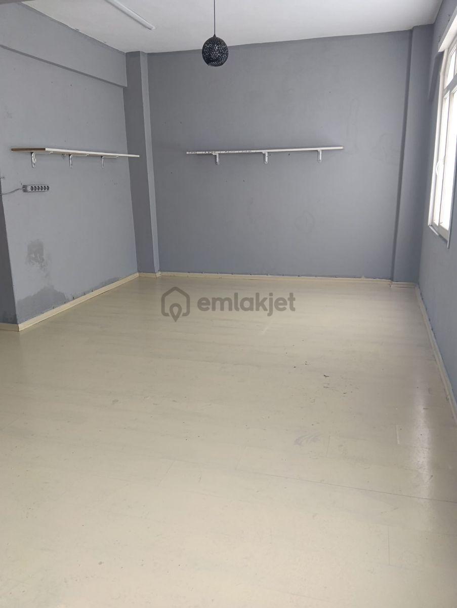 Modesa Mobilyacılar Sitesinde Kiralik Dükkan - 5