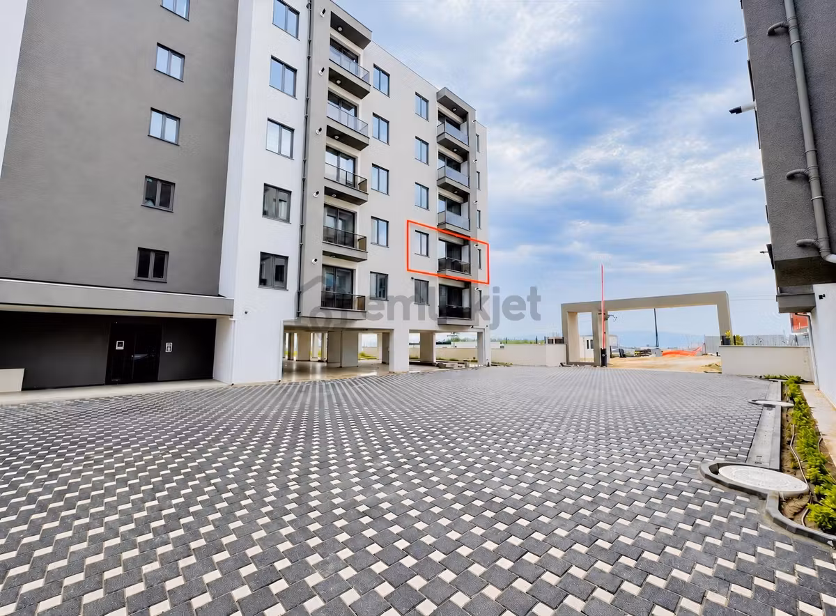 Maka Gardens Sitesinde Kiralık 2+1 Daire
