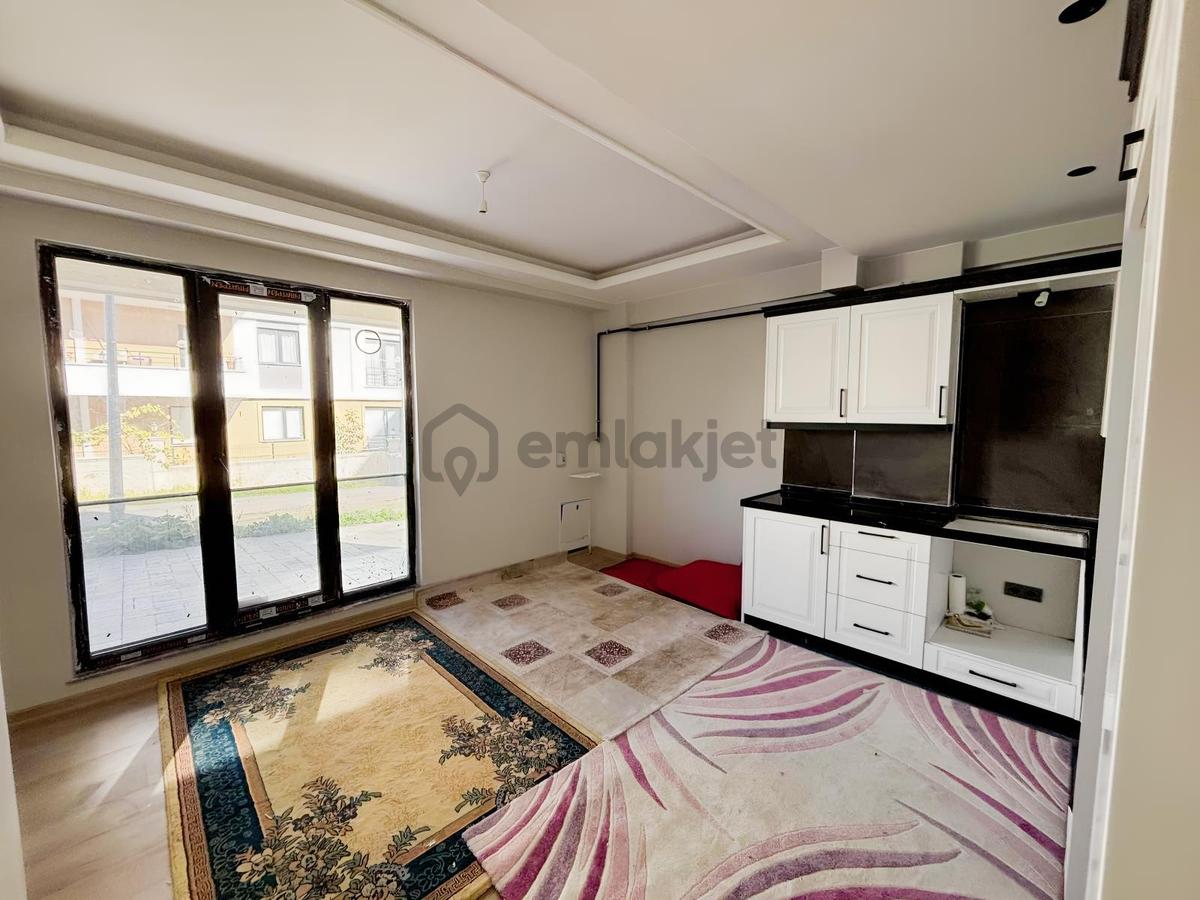 Erlife & Yegden Küçükkolpınarda Satılık Geniş 1+1 Daire - 3