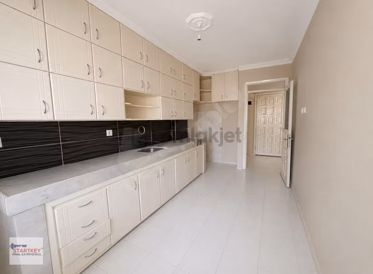 Buca Gediz Sevgi Yolu Yakını Satılık Boş 3+1 Daire - 5