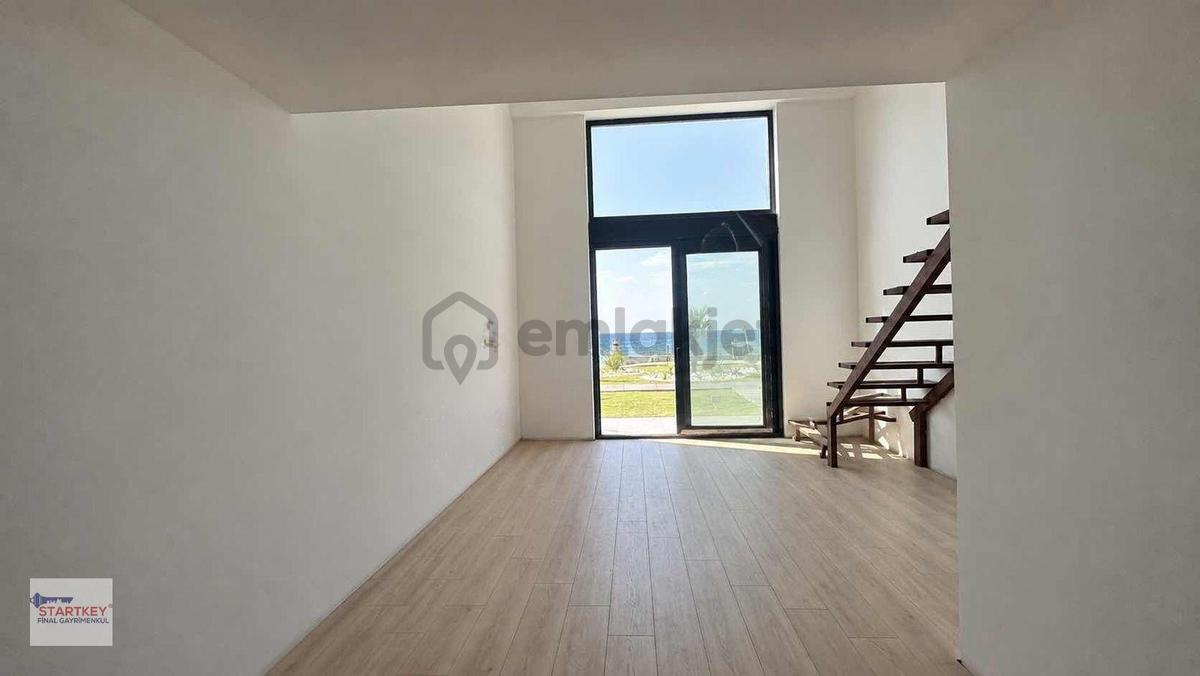 Foça Full Deniz Manzaralı Bahçeli Satılık Loft - 4