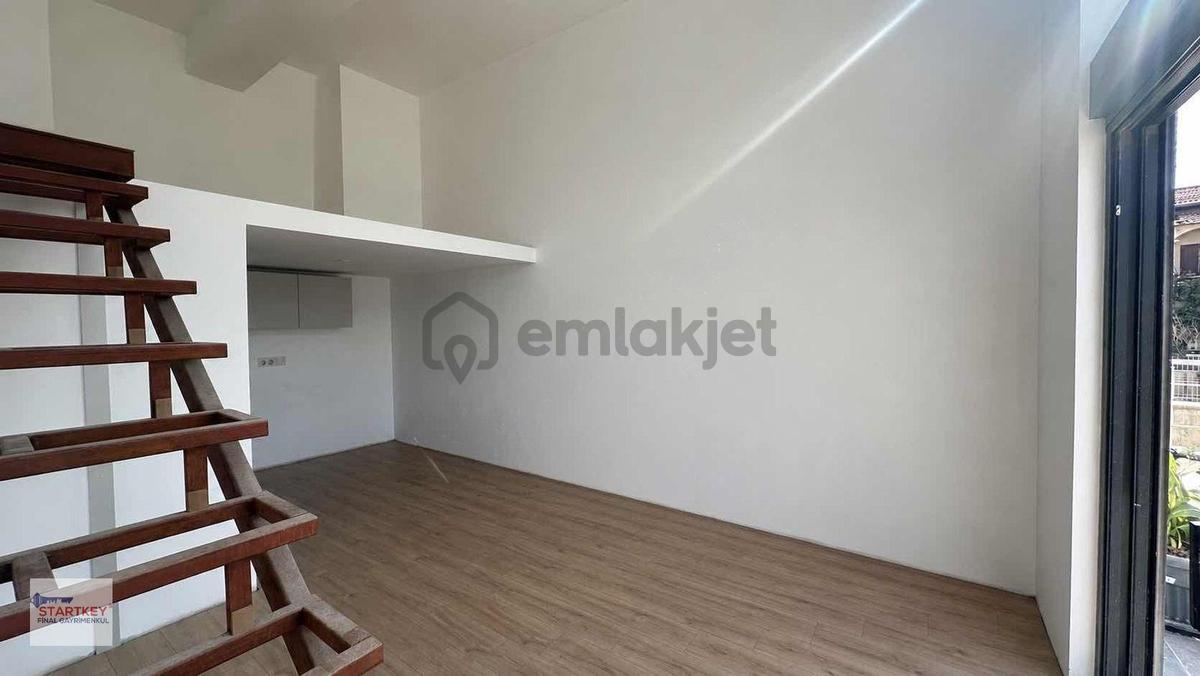 Foça Full Deniz Manzaralı Bahçeli Satılık Loft - 8