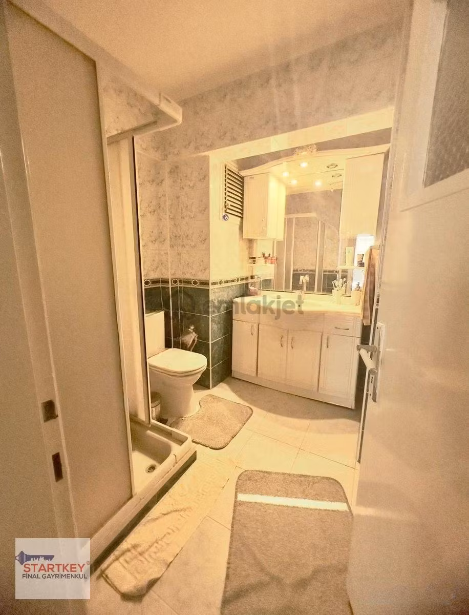 Karşıyaka Rüştü Şardağ Eşyalı Satılık 3+1 Köşe Daire - 6