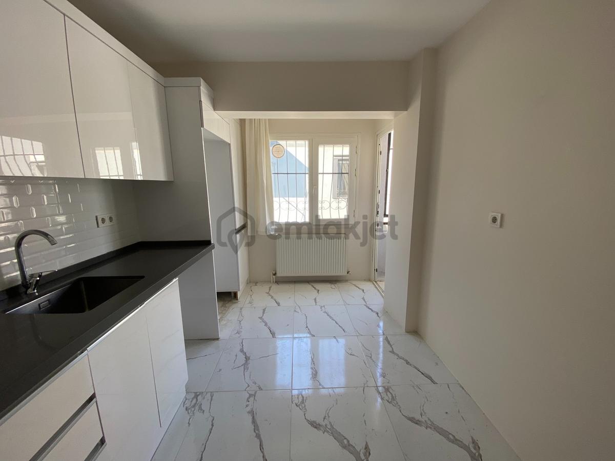 Buca Yaylacık'ta Kiralık 2+1 Doğalgazlı Full Tadilatlı Daire - 11